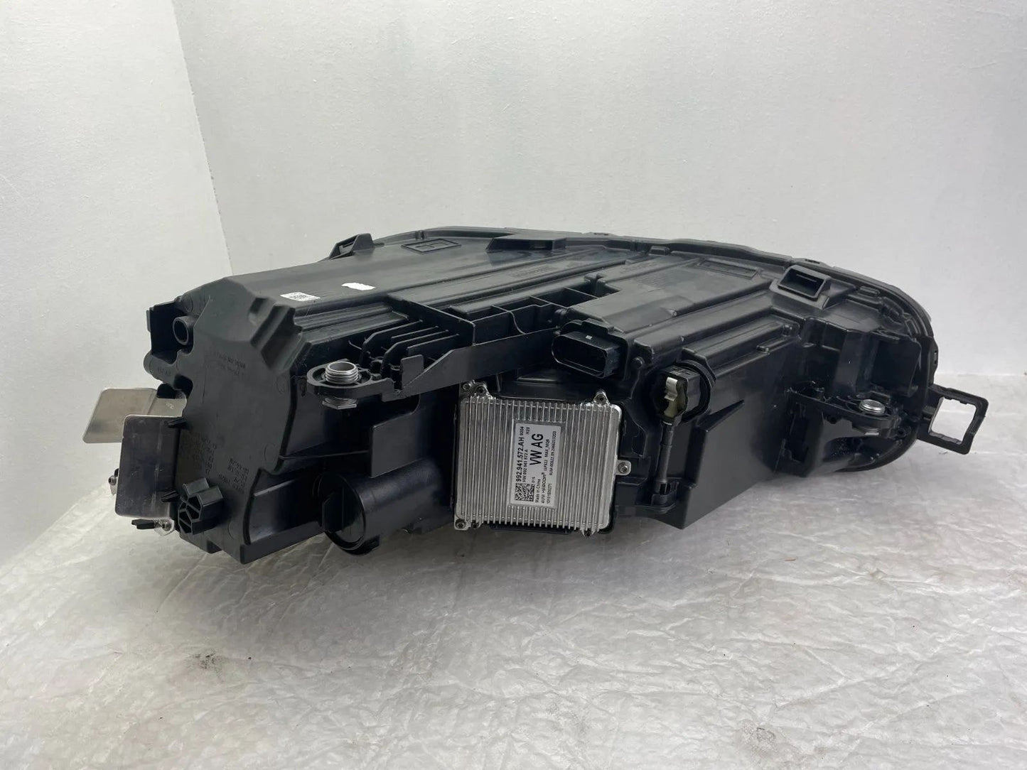Original VW Passat 3J B9 IQ LED Scheinwerfer rechts 3J1941036