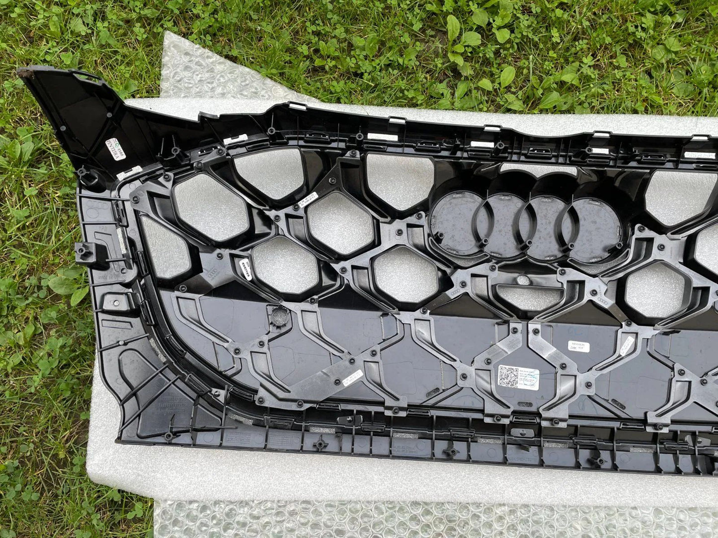 Original Audi Q5 Kühlergrill Frontgrill Gitter Grill 8MA853651BG