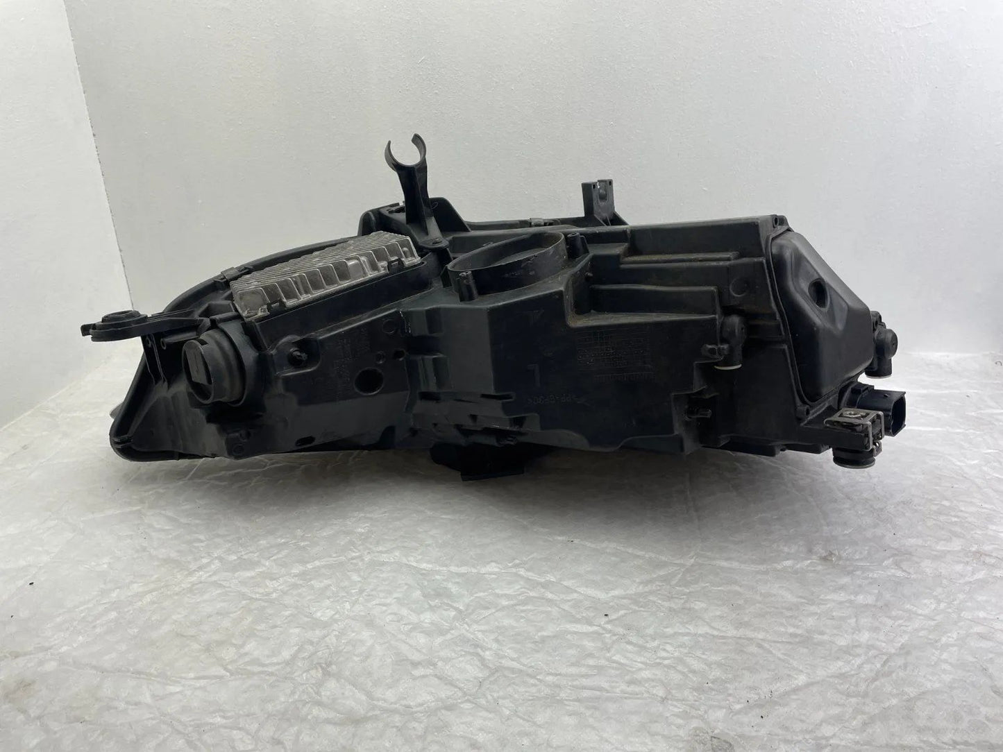Audi RS4 B9 LED Scheinwerfer Matrix schwarz links 8W0941035J