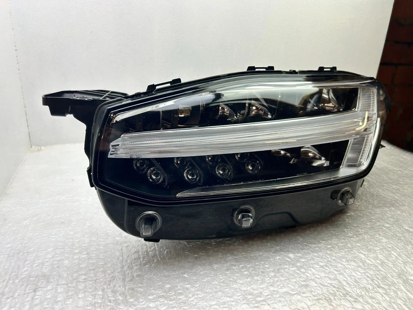 Original Volvo XC90 II LED Scheinwerfer links 31655702
