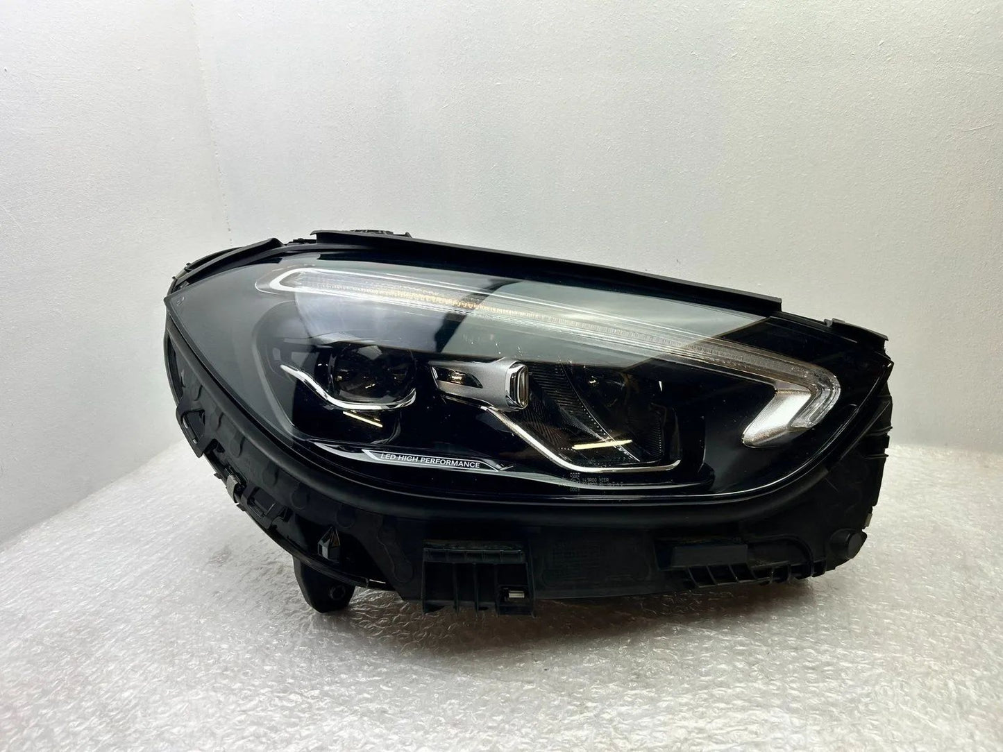 Original Mercedes W206 LED Scheinwerfer rechts A2069060803