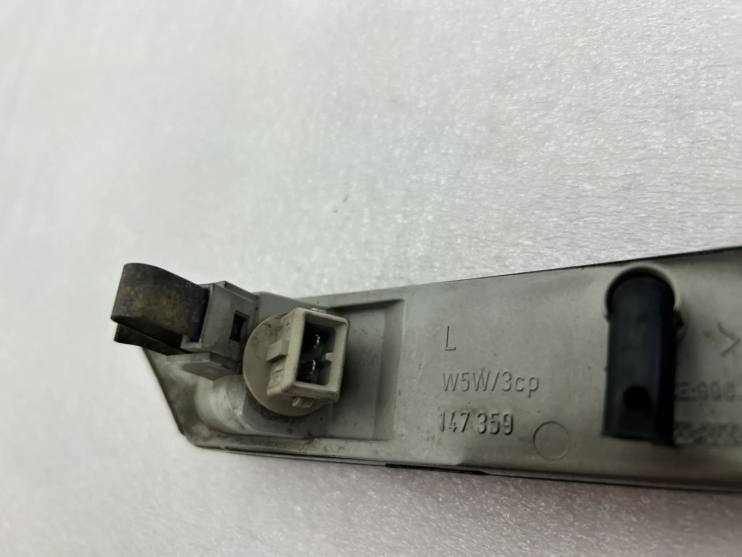 Porsche 986 Blinker Seitenblinker links schwarz 99663103301