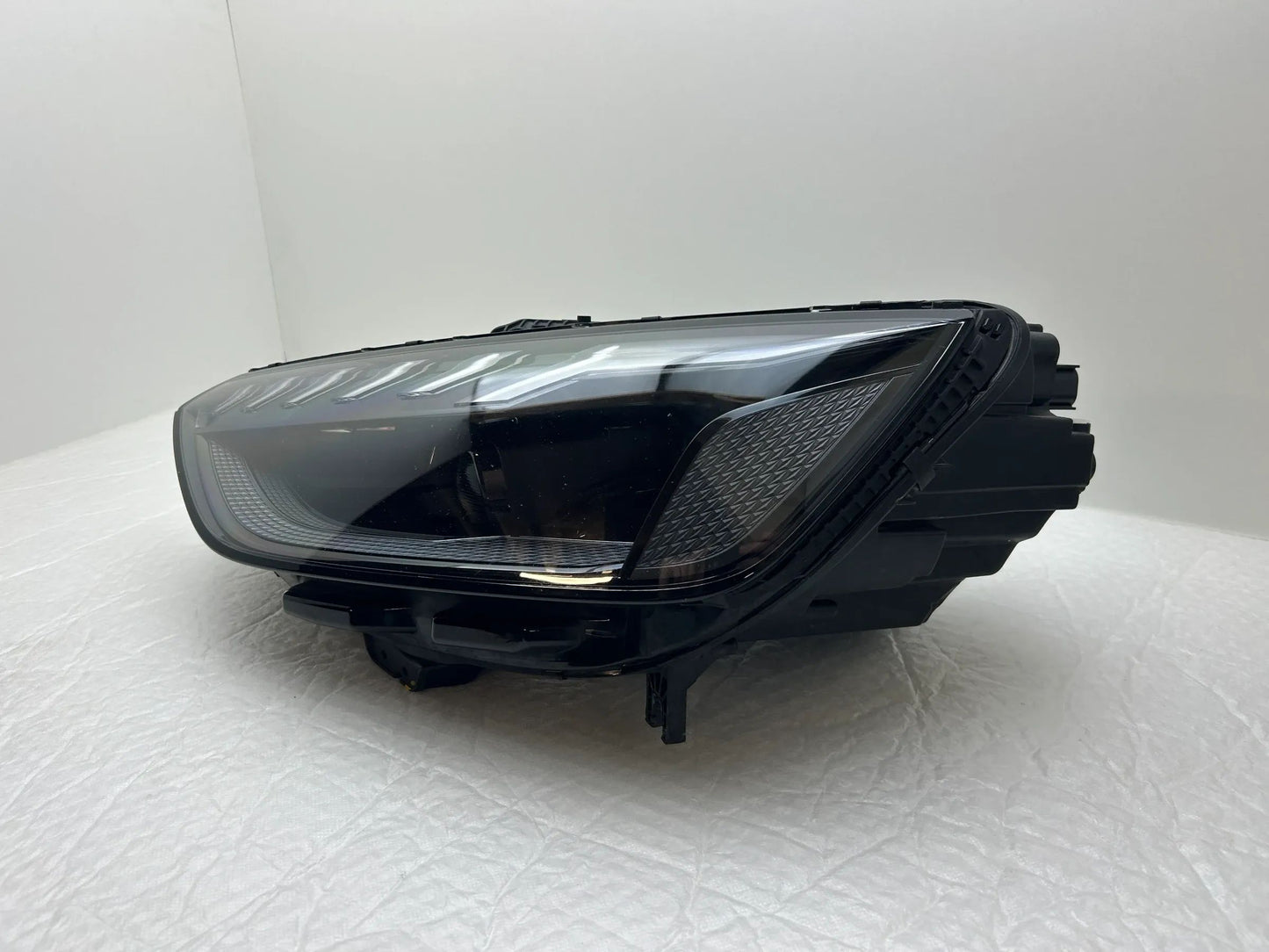 Audi A4 RS4 B9 LED Scheinwerfer Matrix schwarz links 8W0941035J