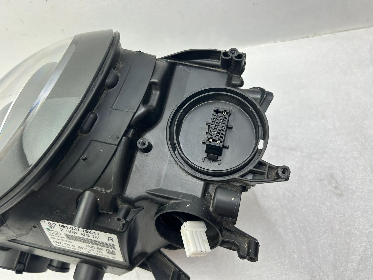 Porsche Cayman Boxster 981 Xenon Scheinwerfer rechts 98163113211