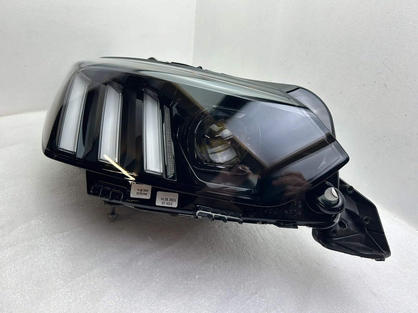 Original Peugeot 208 2008 LED Scheinwerfer rechts 1682772380