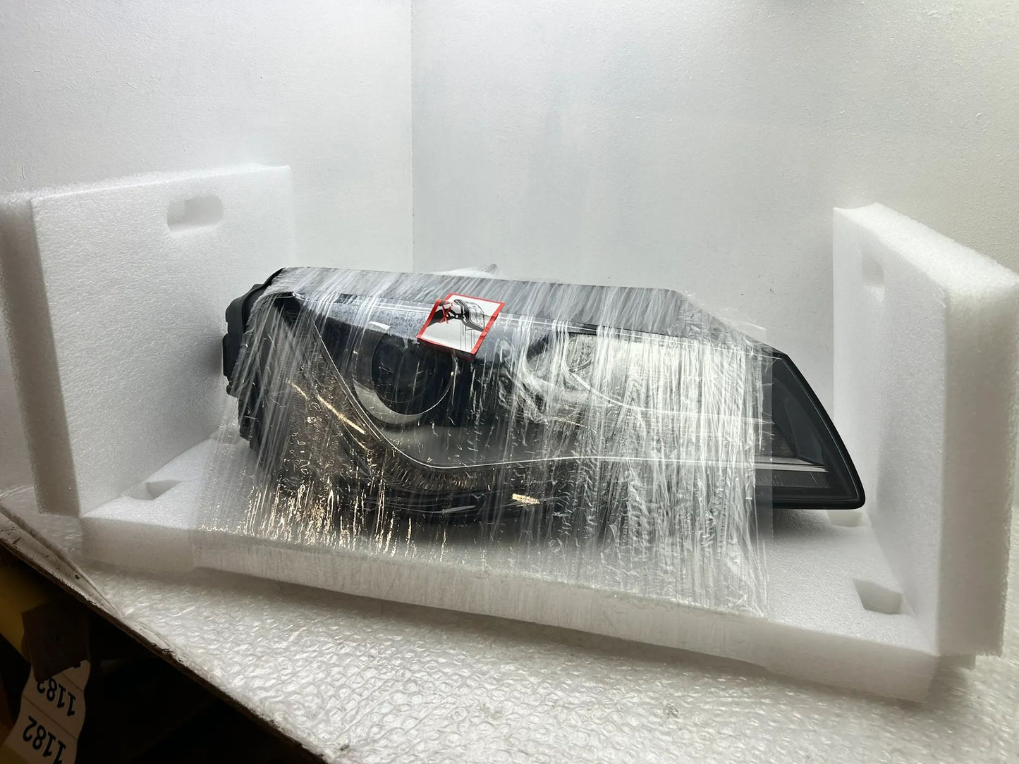 NEU Original Audi A8 4H Xenon Scheinwerfer rechts 4H0941030AB