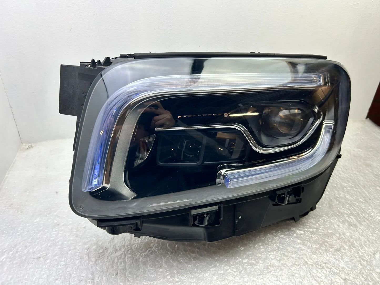 Original Mercedes GLB W247 LED Scheinwerfer links A2479060106