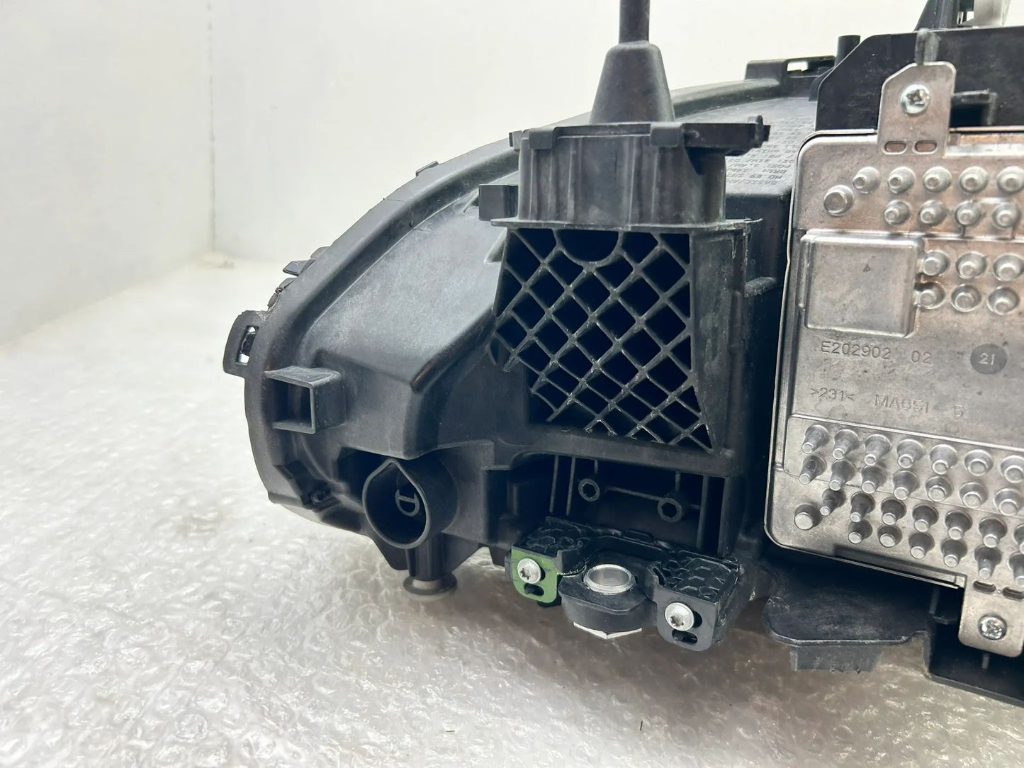 BMW 2er G42 LED Scheinwerfer Frontscheinwerfer links 8083635