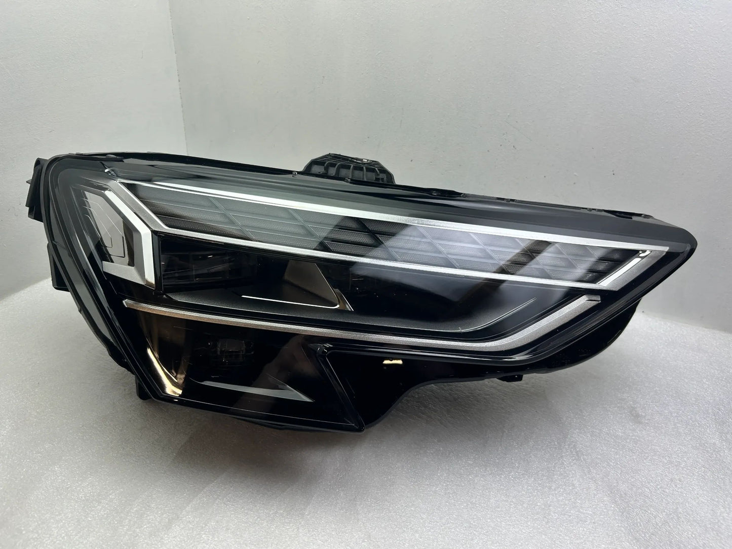 Audi A3 RS3 8Y LED Scheinwerfer links recht 8Y0941033D 8Y0941034D
