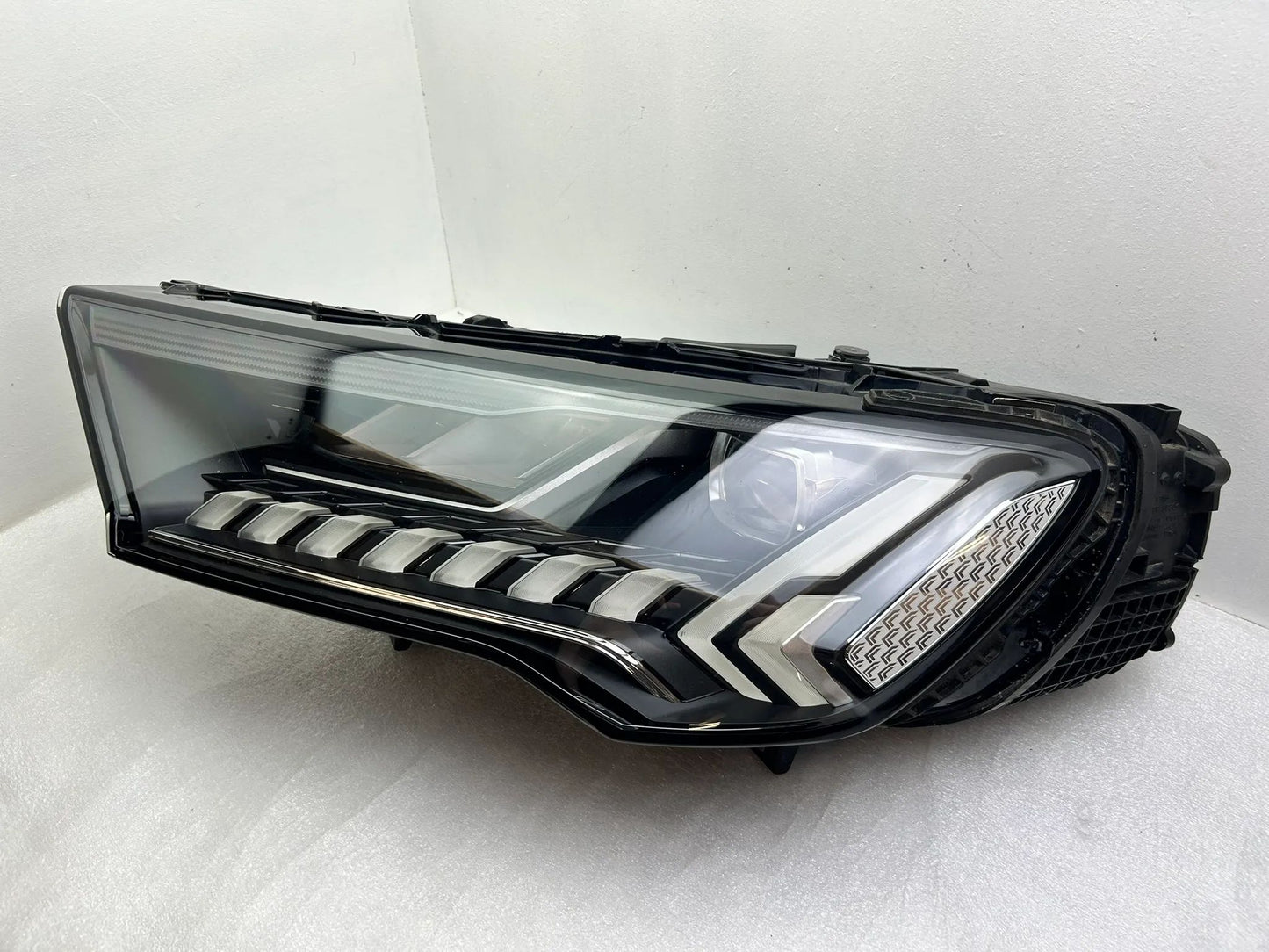 Original Audi Q7 4M LED Scheinwerfer links 4M0941039C