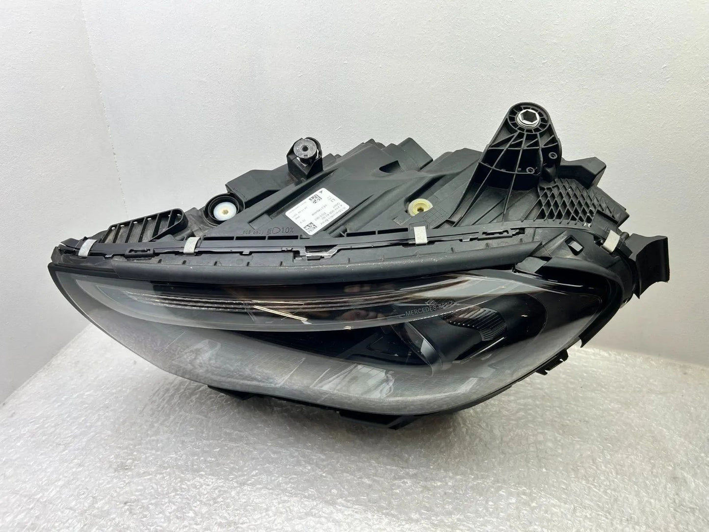 Original Mercedes W214 LED Scheinwerfer links A2149066102