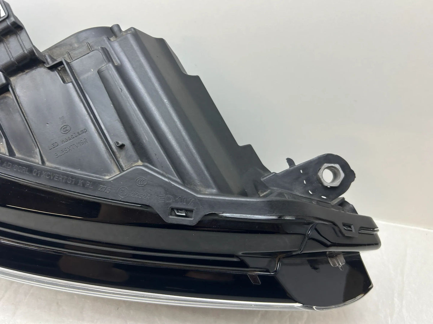 Original VW Golf VIII LED Scheinwerfer rechts 5H1941060C