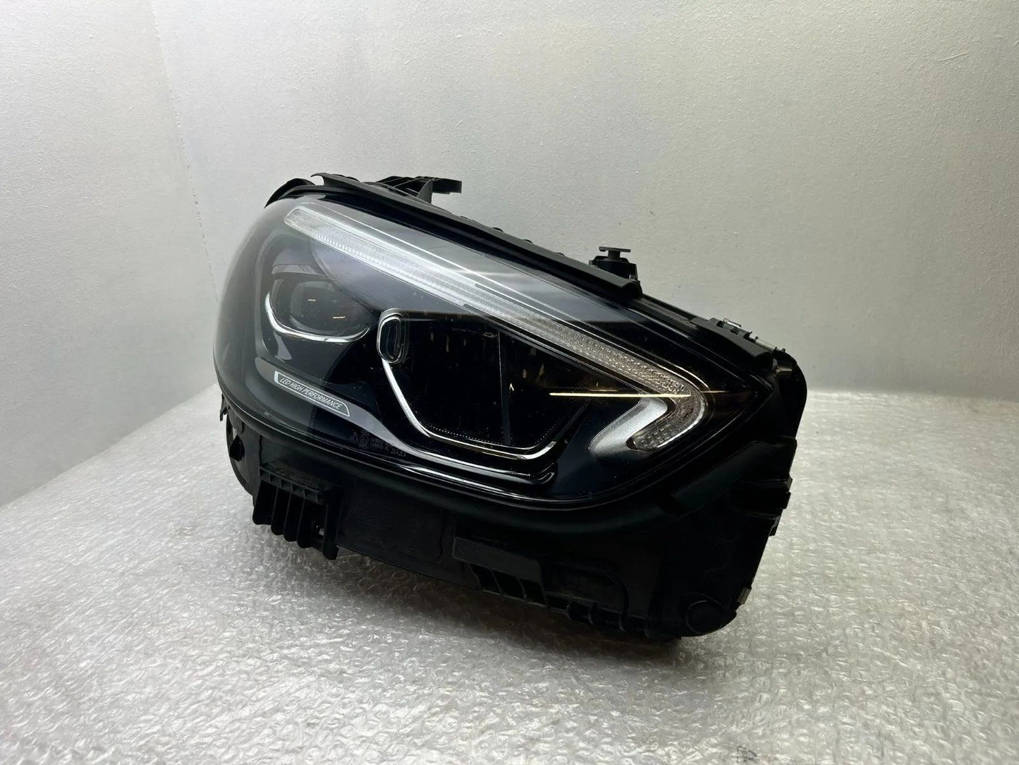 Original Mercedes W206 LED Scheinwerfer rechts A2069060803