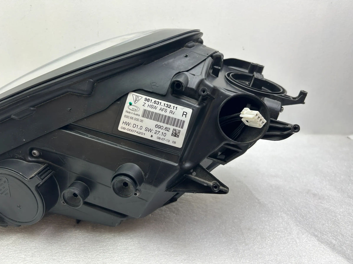 Porsche Cayman Boxster 981 Xenon Scheinwerfer rechts 98163113211
