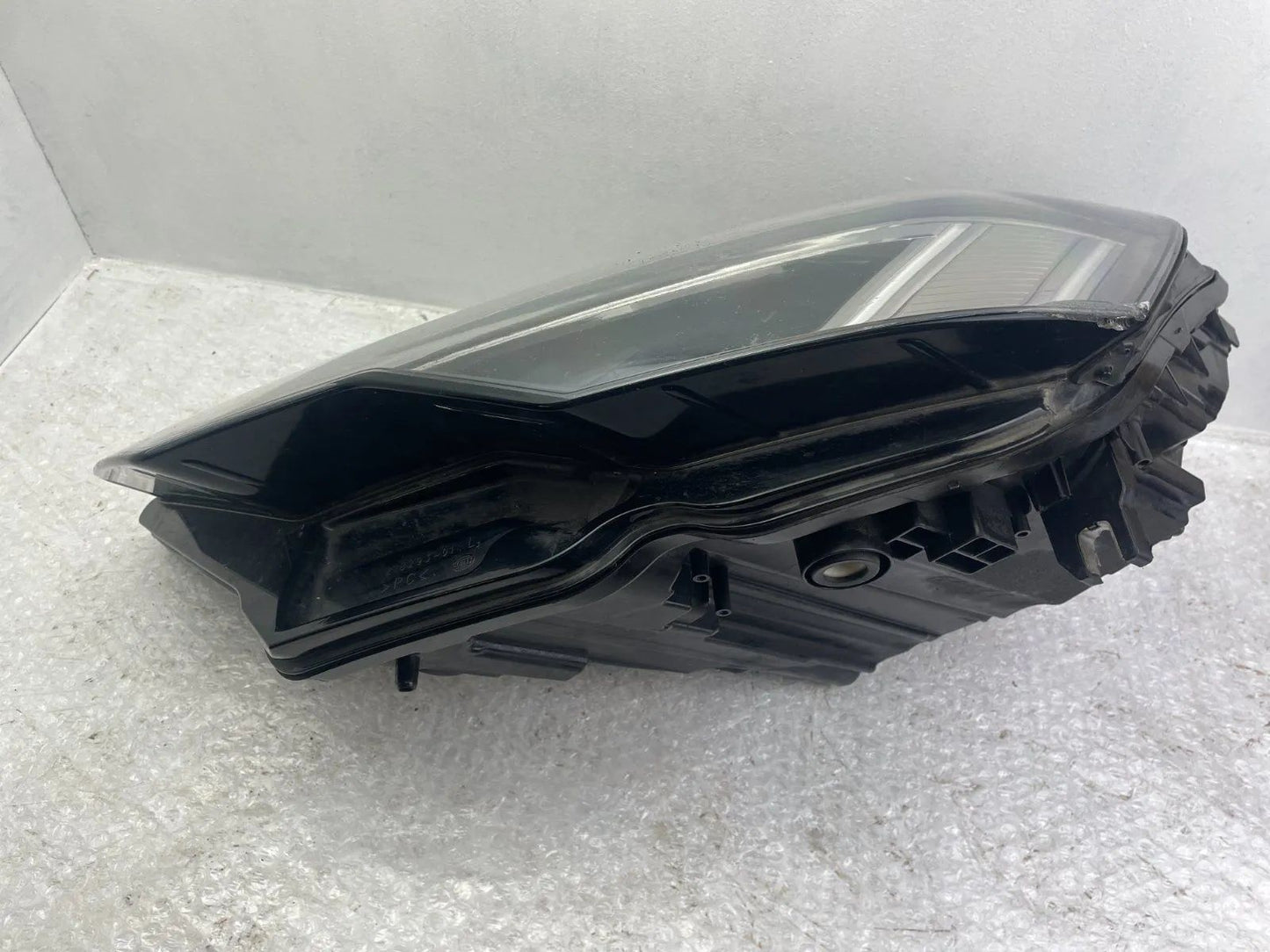 Original Audi A6 C8 LED Scheinwerfer links 4K0941039