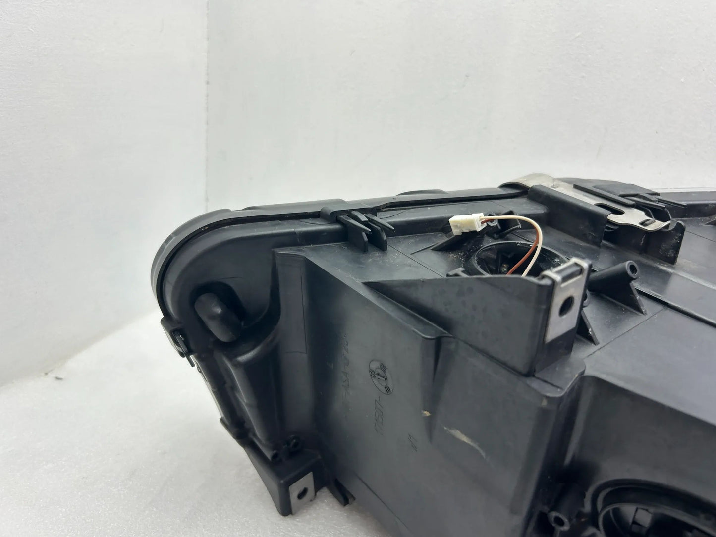 BMW 5er F10 F11 Xenon Scheinwerfer links 7271911 7203245