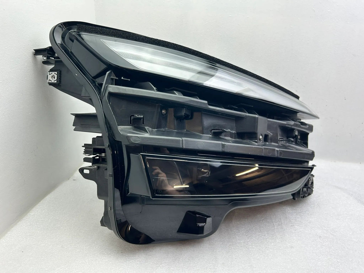 Tesla Modell Y Juniper LED Scheinwerfer rechts 1918351-00-D