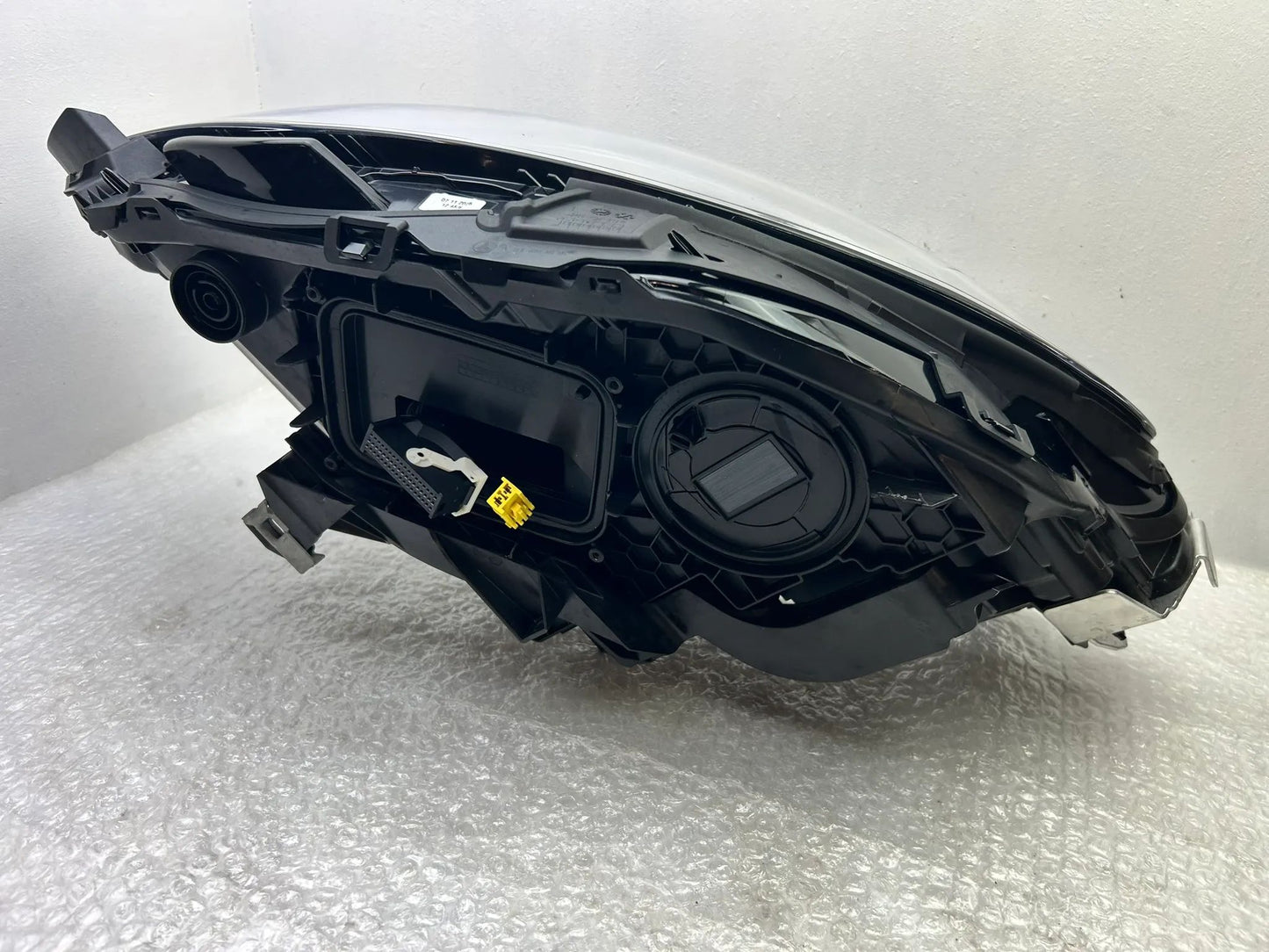 NEU Original Mercedes CLA W174 LED Scheinwerfer links A1749062502