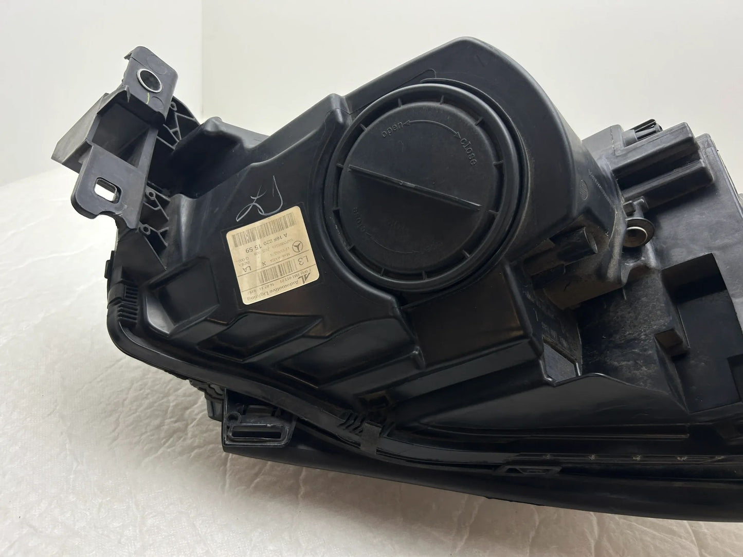 Mercedes GLE W166 Scheinwerfer links A1668201559 A1668201459