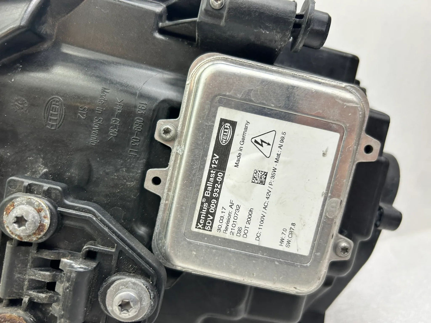 FRONTSCHEINWERFER LINKS VORNE 7P5941751F