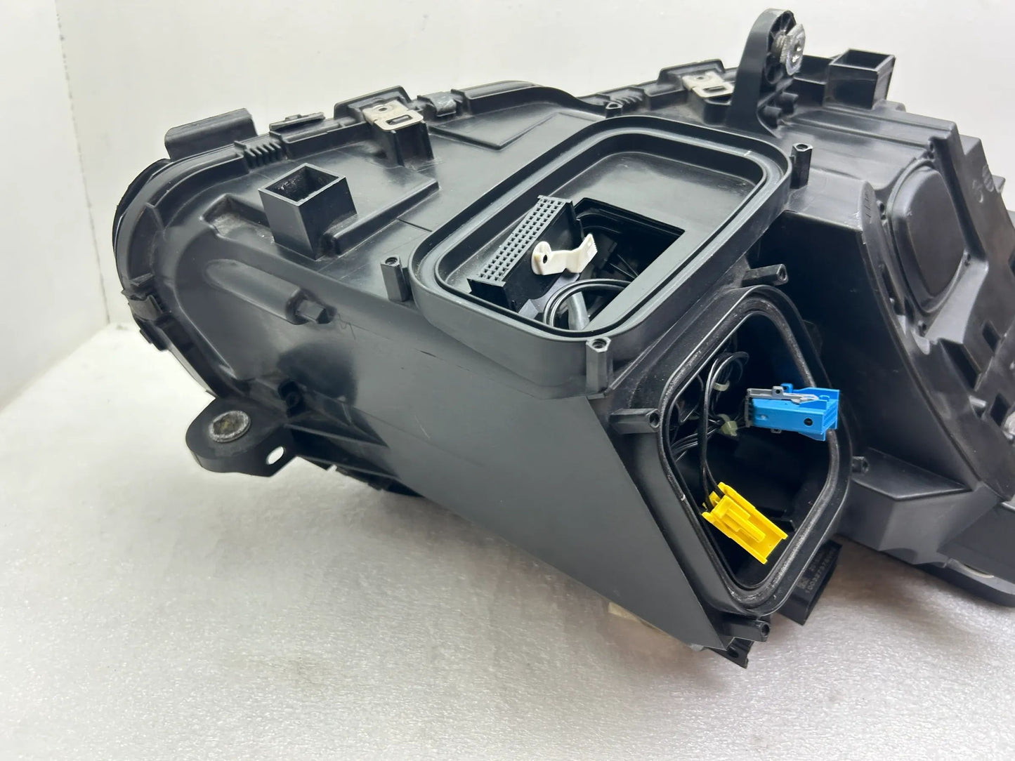 Mercedes C-Klasse W205 LED Scheinwerfer links A2059063104