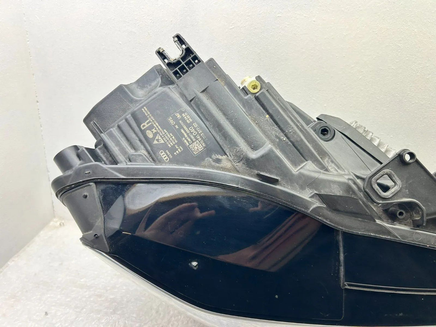 Original Audi A6 C8 4K LED Scheinwerfer rechts 4K0941040