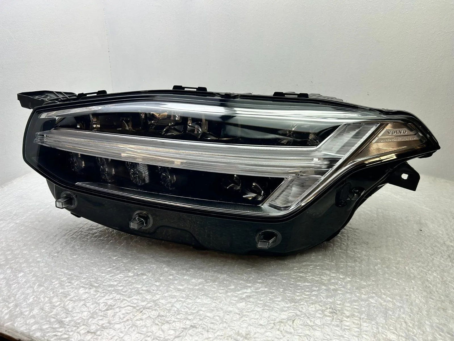 Original Volvo XC90 II LED Scheinwerfer links 31655702