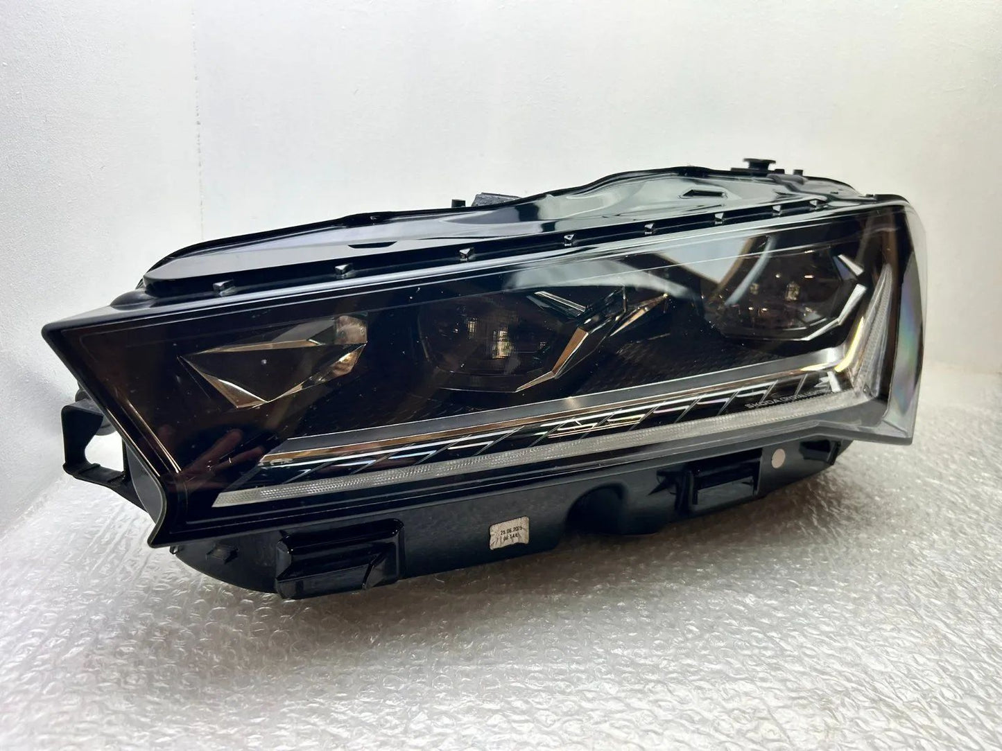 Original Skoda Superb IV 4 LED Scheinwerfer rechts 3P1941015B