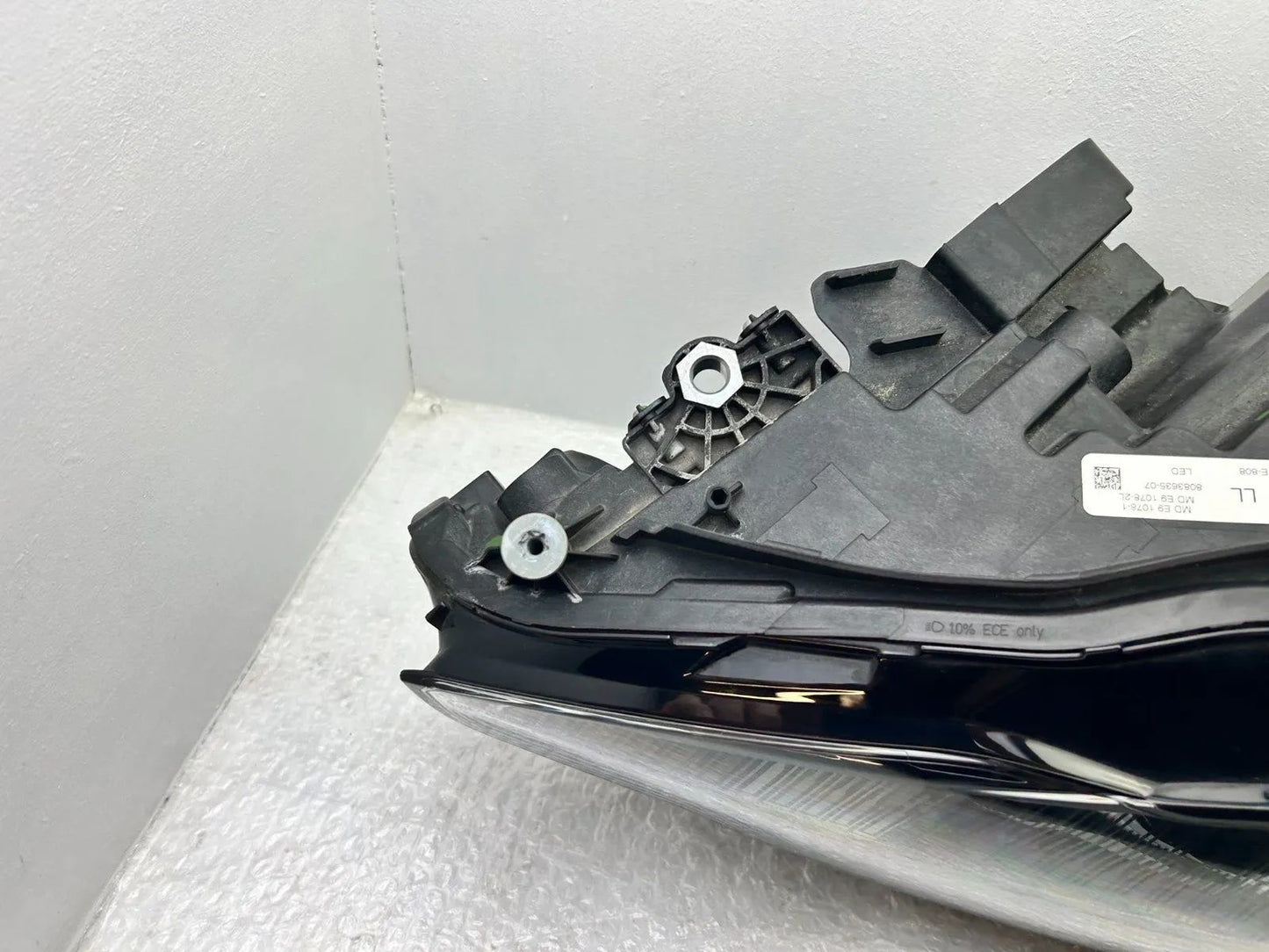 BMW 2er G42 LED Scheinwerfer Frontscheinwerfer links 8083635