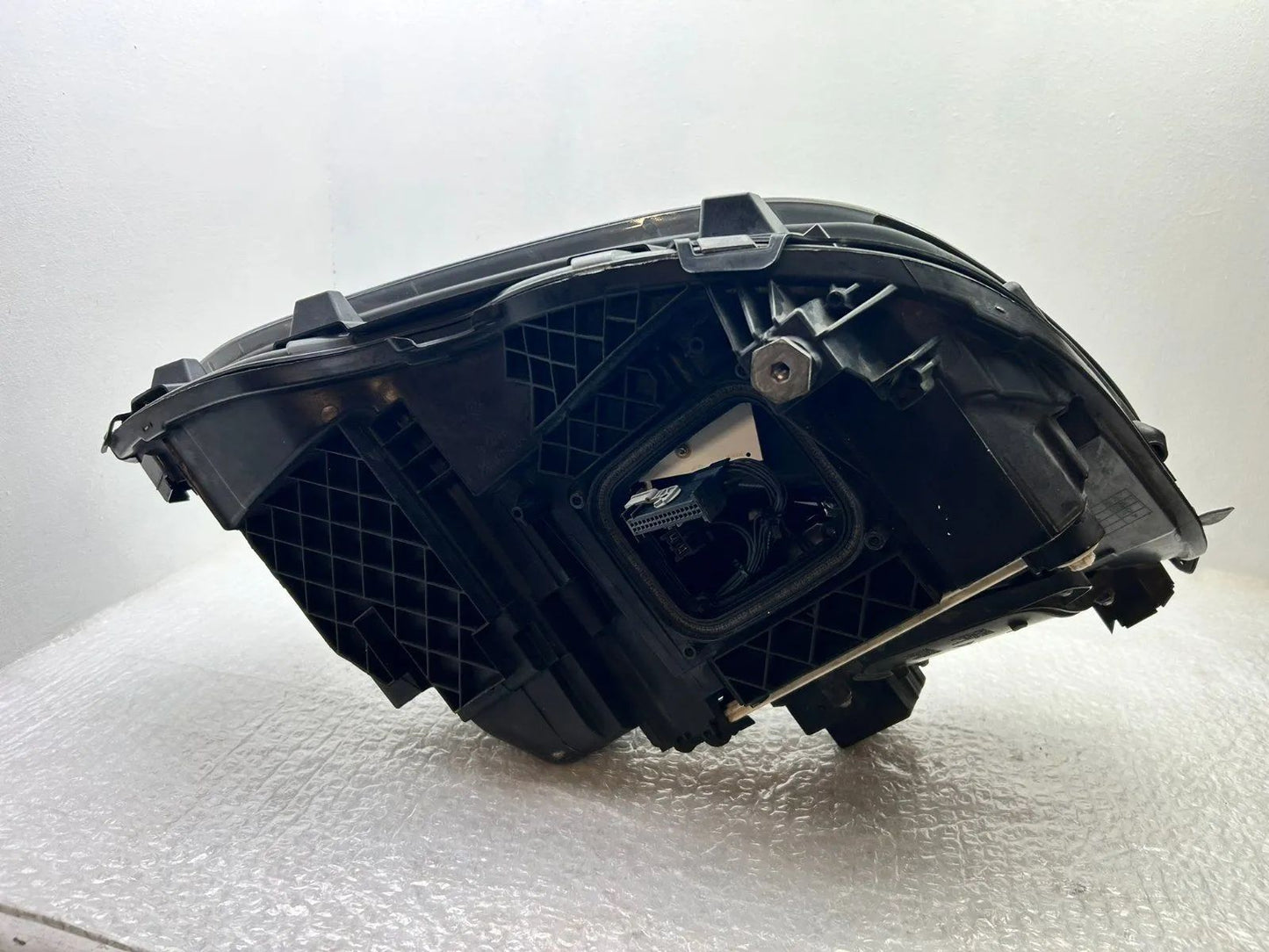 Mercedes E-Klasse W212 LED Scheinwerfer links A2128204939