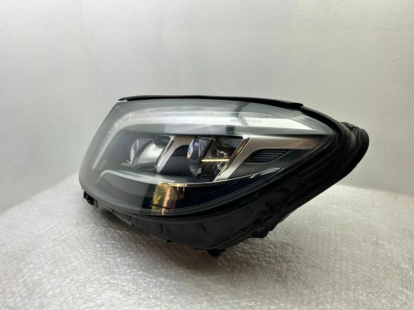 Mercedes S-Klasse W222 LED Scheinwerfer links A2229060702