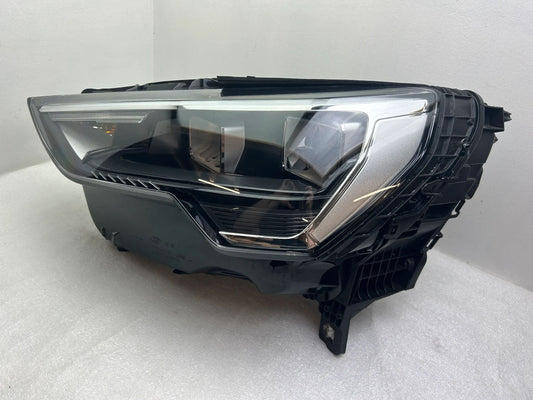 Original Audi Q3 F3 LED Scheinwerfer links 83A941011