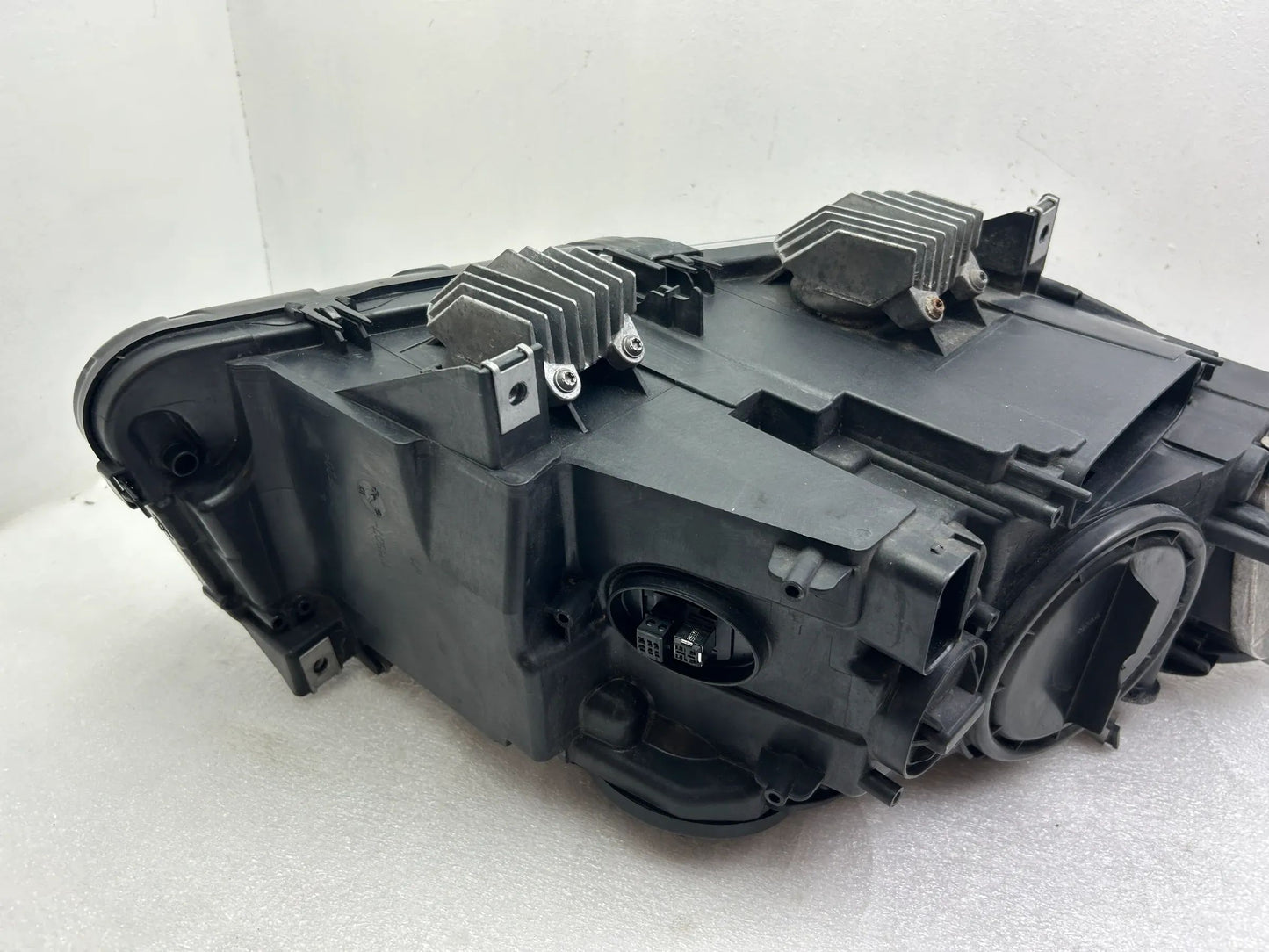 BMW 5er F10 F11 Xenon Kurvenlicht Scheinwerfer links 7203251