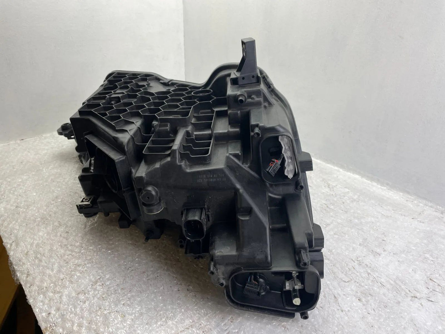 Original Audi e-tron LED Scheinwerfer links 4KE941039D