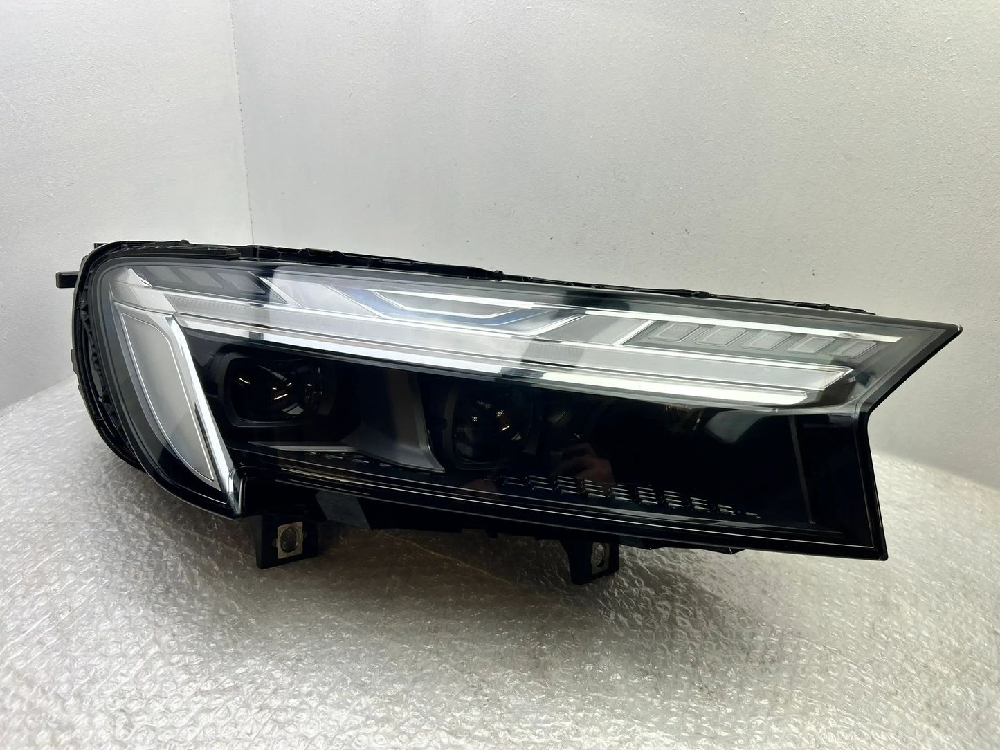 Original Audi Q7 SQ7 LED Scheinwerfer rechts 4M0941086D
