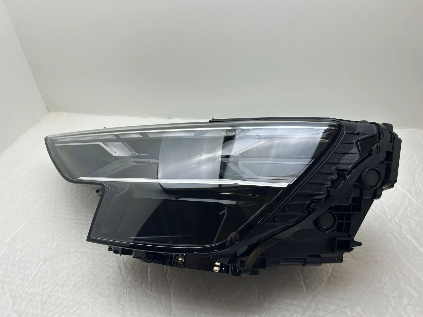 Original Audi Q8 SQ8 LED Matrix Scheinwerfer links 4M8941039