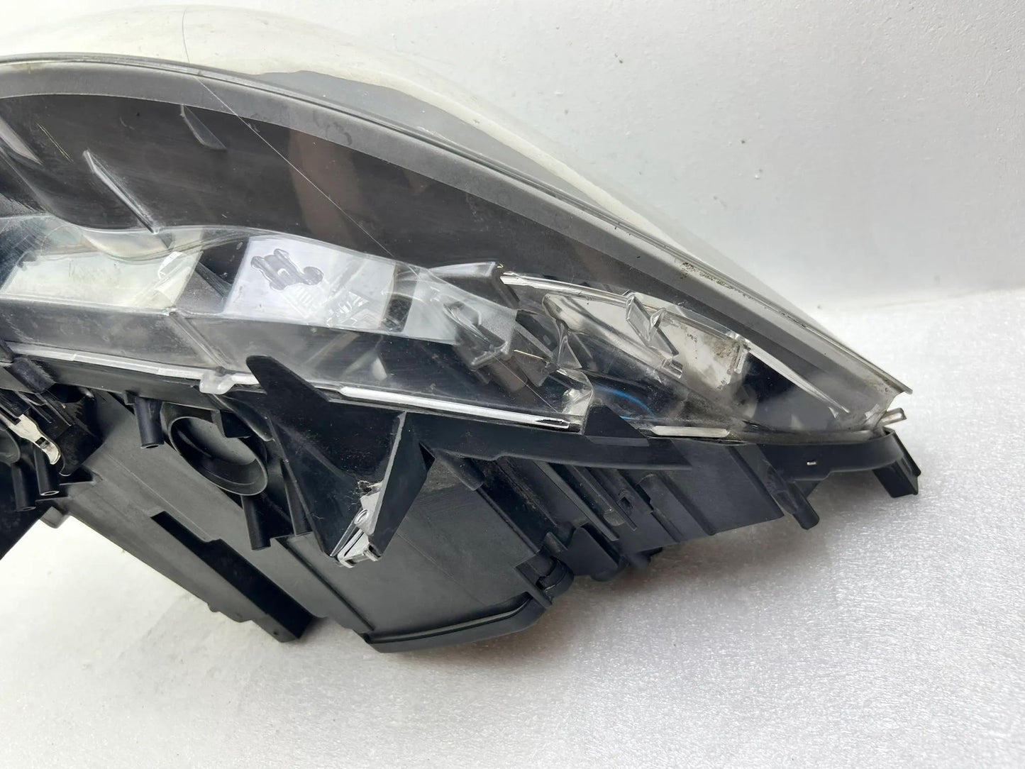 Original BMW 5er F10 F11 Xenon Scheinwerfer links 7203239