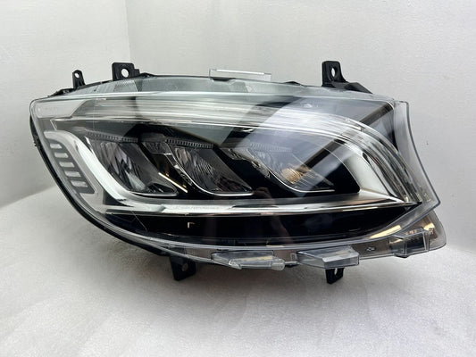 Mercedes Sprinter W910 W907 LED Scheinwerfer rechts A9109067200