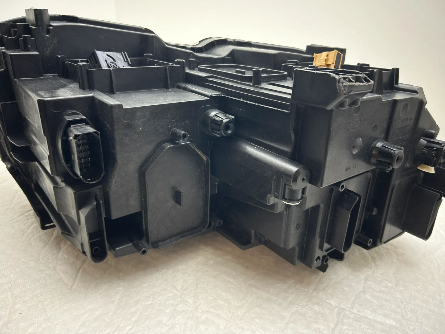 Original VW Tiguan LED Scheinwerfer links 5NB941035E DEFEKT