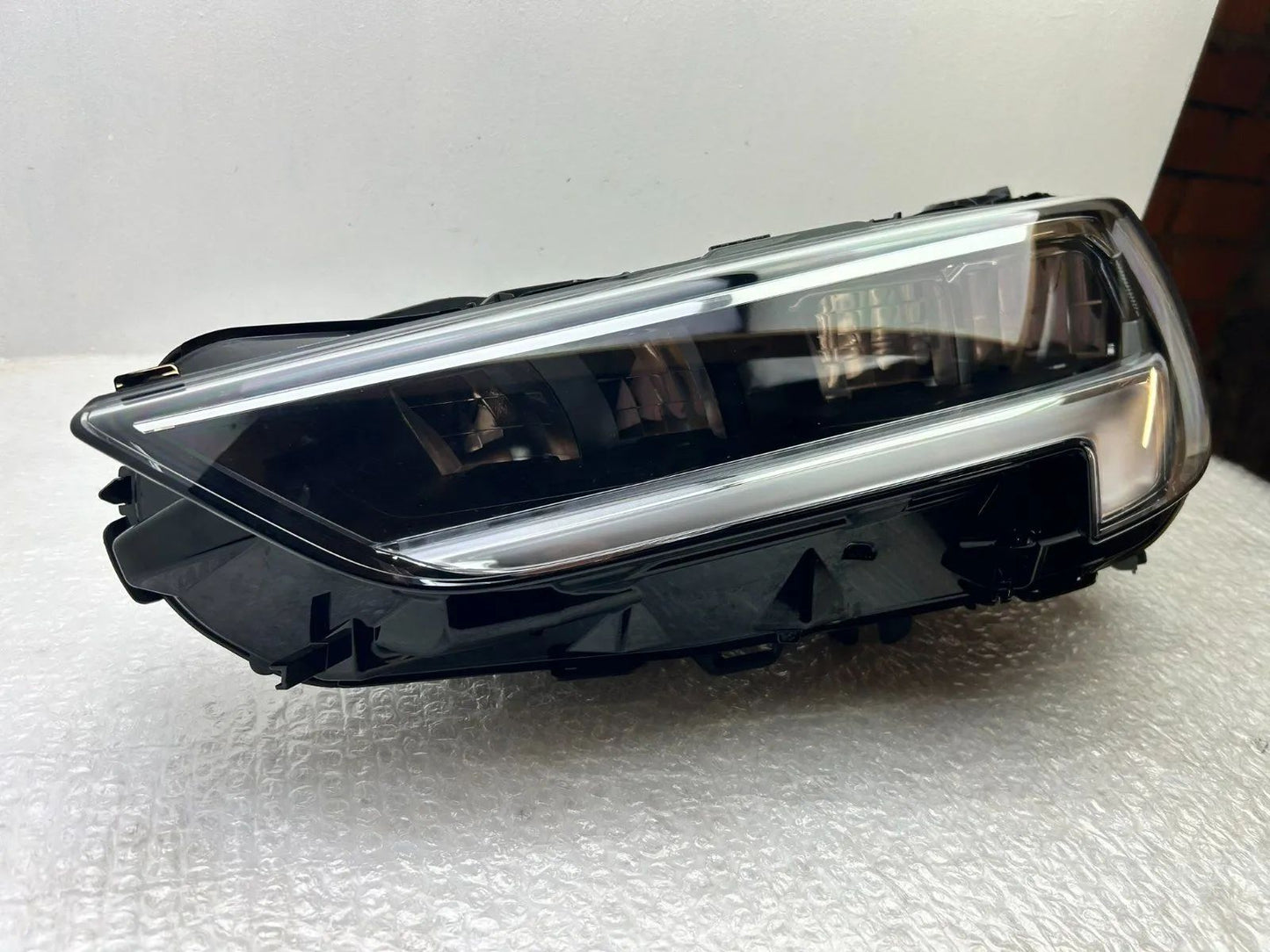 Opel Insignia B LED Scheinwerfer Frontscheinwerfer links 39136825