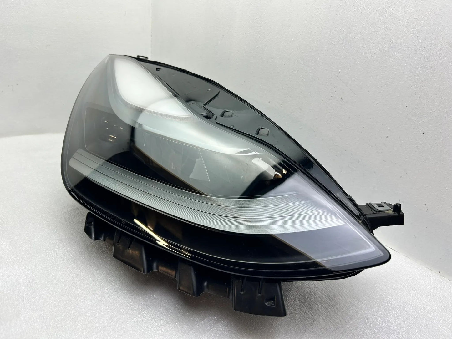 Tesla Model 3 Y LED Scheinwerfer 1514952-20-E 1514953-20-E