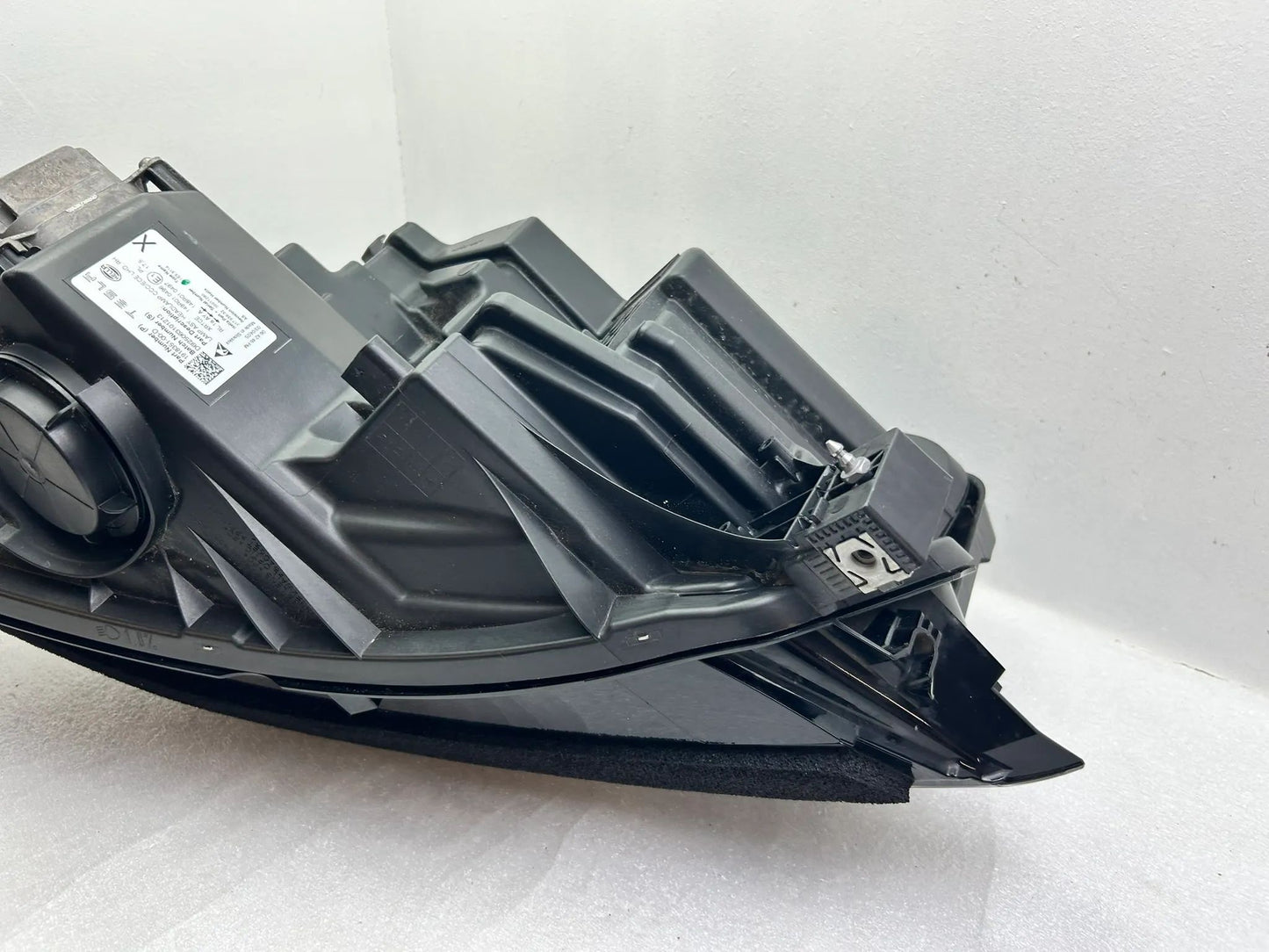 Tesla Modell Y Juniper LED Scheinwerfer rechts 1918351-00-D