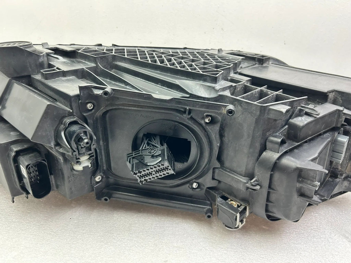 Original Audi Q7 LED Matrix Scheinwerfer links 4M0941035