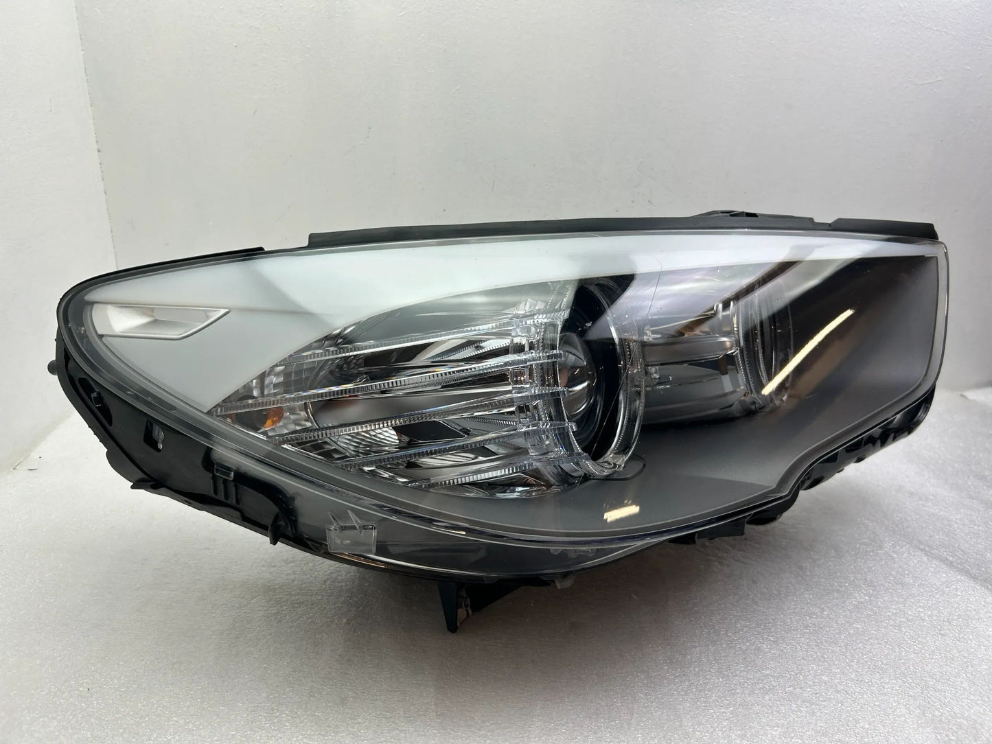 Original BMW 5er GT F07 Scheinwerfer rechts 7199602