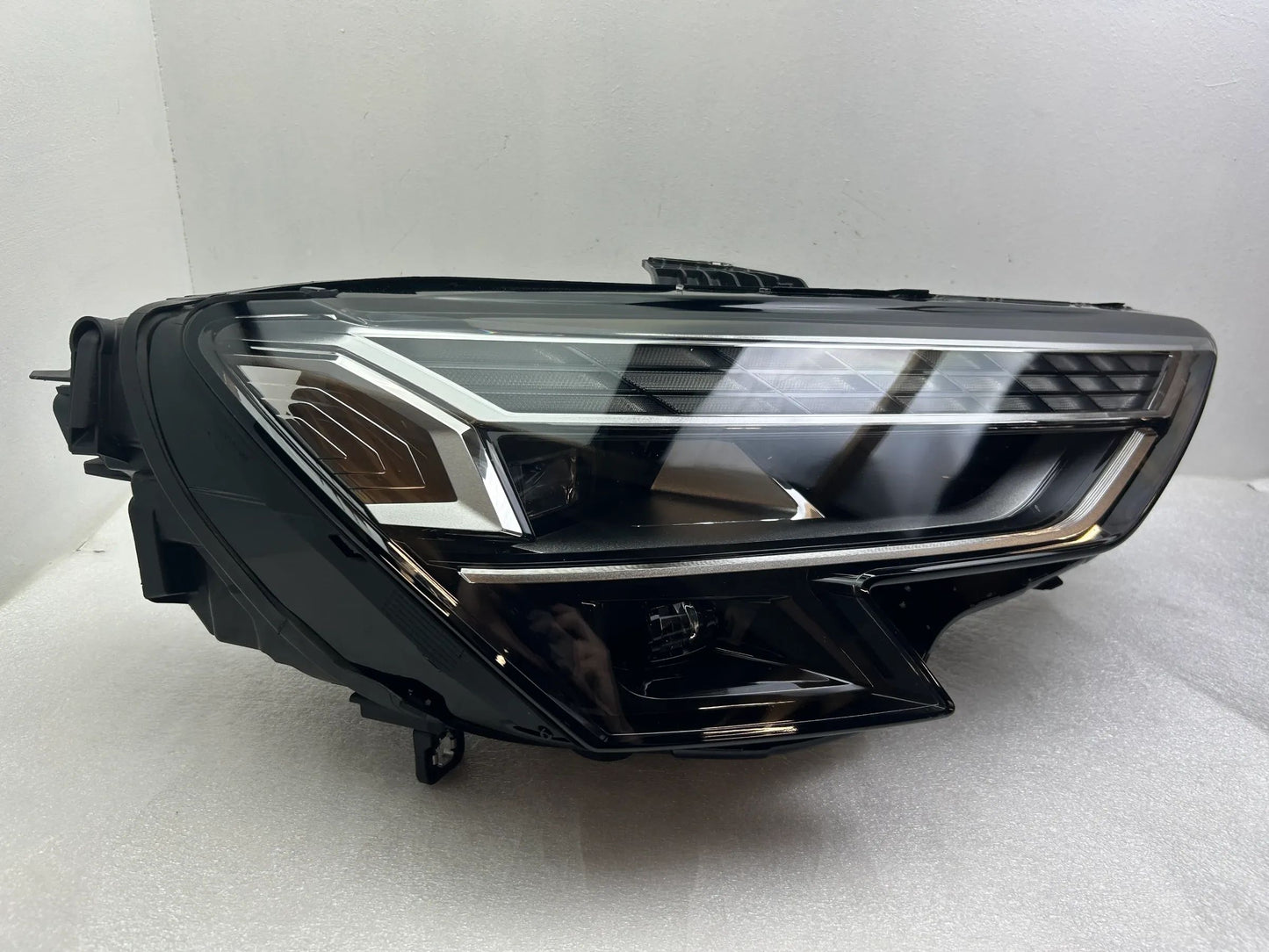 Original Audi A3 RS3 8Y LED Scheinwerfer rechts 8Y0941034D