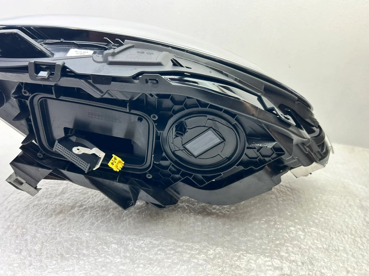 NEU Original Mercedes CLA W174 LED Scheinwerfer links A1749062502