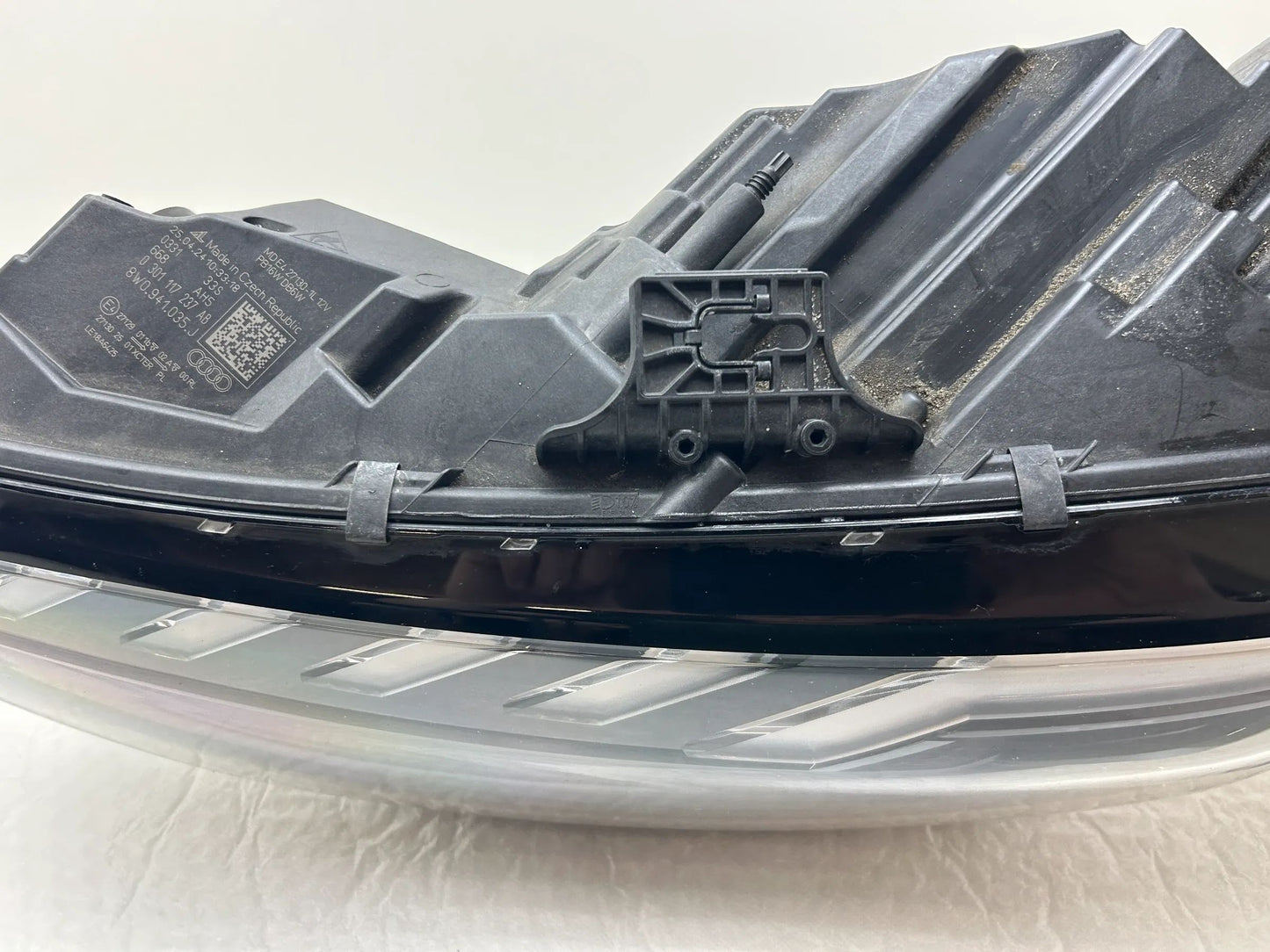 Audi A4 RS4 B9 LED Scheinwerfer Matrix schwarz links 8W0941035J