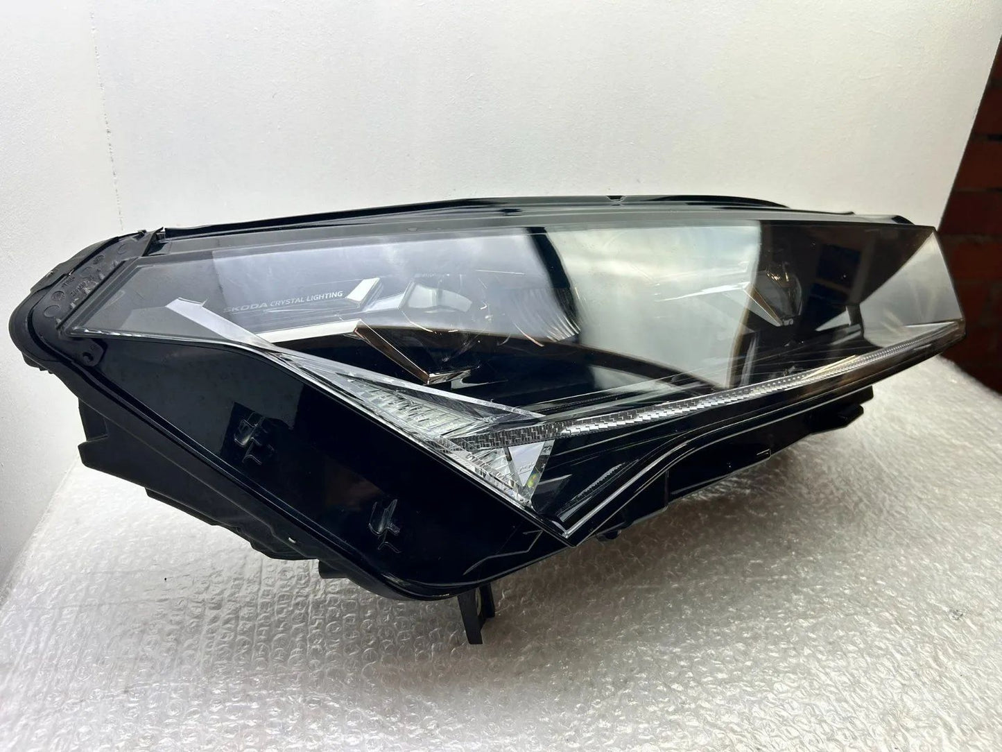 Original Skoda Enyaq IV LED Scheinwerfer rechts 5LB941016B