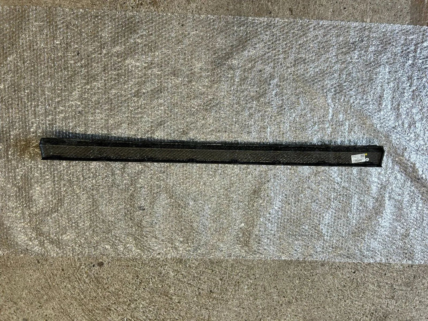 Audi E-tron GT Carbon Blende Leiste Heckstoßstange 4J3807833A 3Q0