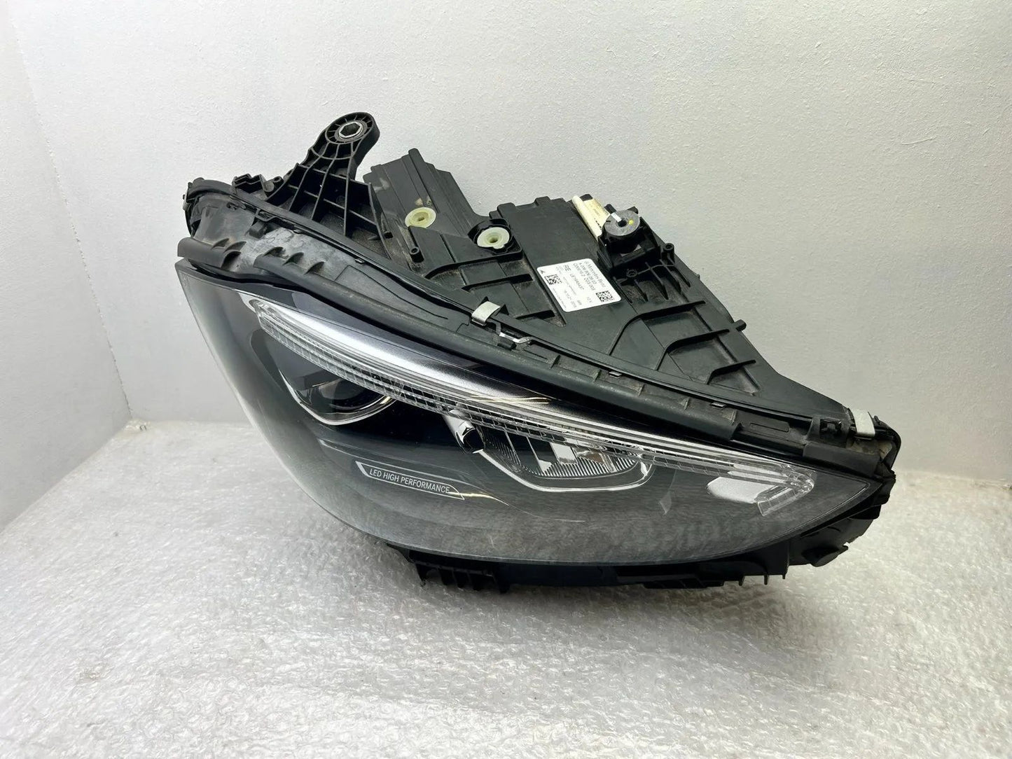 Original Mercedes W206 LED Scheinwerfer rechts A2069060803